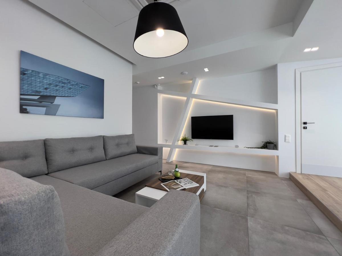 The Dazzling Glimpse Acropolis Suites أثينا المظهر الخارجي الصورة