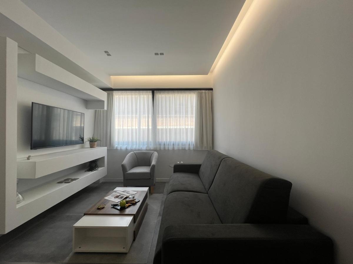 The Dazzling Glimpse Acropolis Suites أثينا المظهر الخارجي الصورة